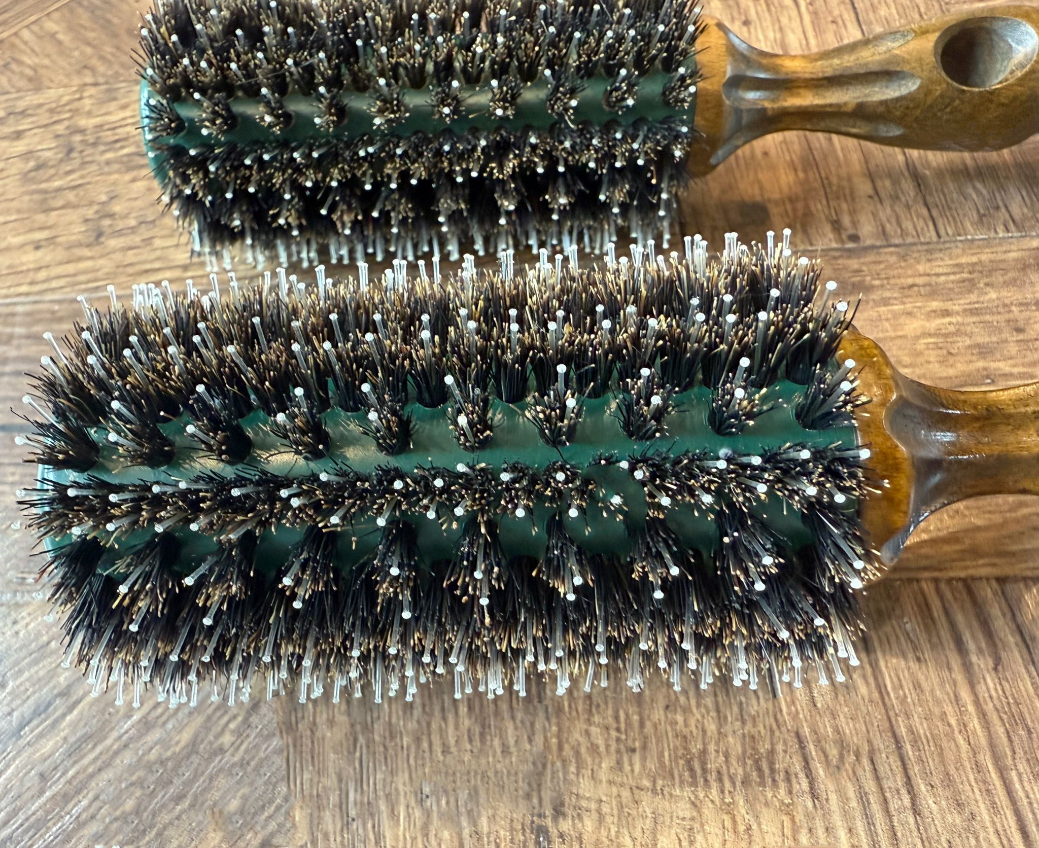 Delicate: Boar Bristle Round Hair Brush
